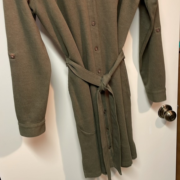 Duluth Olive Thermal Dress - Picture 4 of 5
